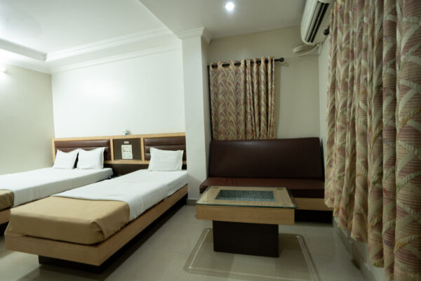 Super Deluxe Room - Image 3
