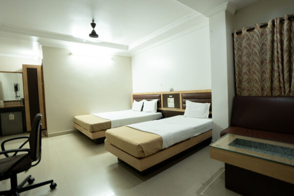 Super Deluxe Room - Image 2