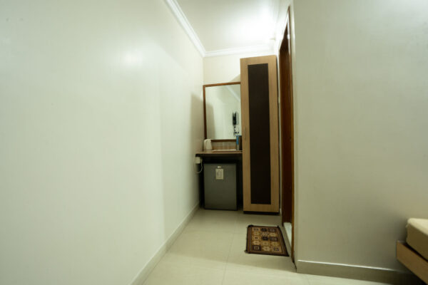 Super Deluxe Room - Image 5