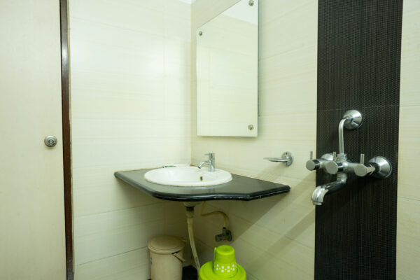Super Deluxe Room - Image 7