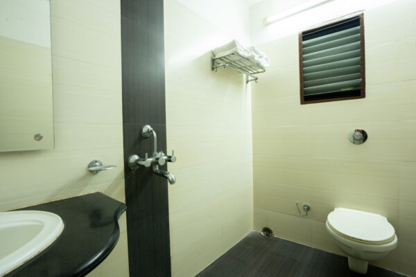 Super Deluxe Room - Image 9